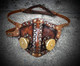 Steampunk tyylinen nahkamaski messinkikoristein
