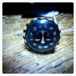 Ring with Libra zodiac sign