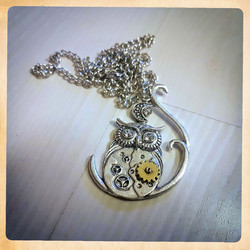 Necklace, Steampunk style Owl