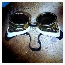 Special coloured goggles, golden colour