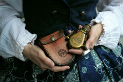 Monocular, magnifier