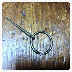 Small brooch, Horseshoe Brooch