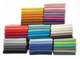 Uudet upeat yksivärisemme