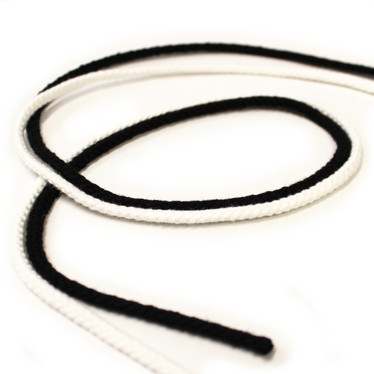 Pyöreä polyesterinyöri 4mm - 1m, musta ja valkoinen