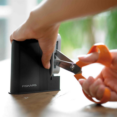 Fiskars: Clip-Sharp saksienteroitin