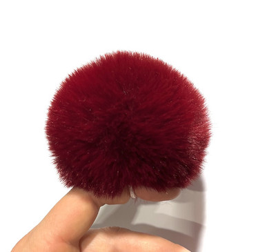 Pehmotupsu 8cm, viininpunainen