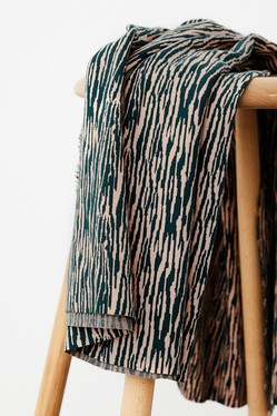 mind the MAKER: Bark, bottle green-rose, jacquard neulos