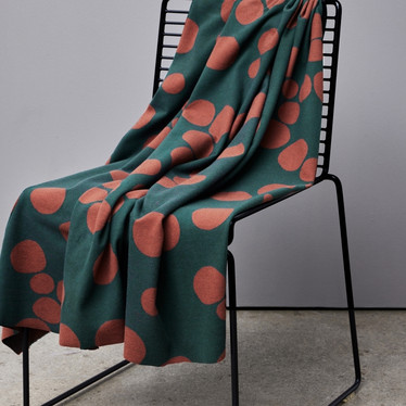 mind the MAKER: About a dot, bottle green, jacquard neulos harjattu