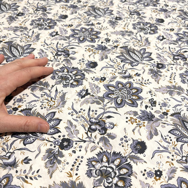 Puuvilla: Isot kukat ja lehdet, jeans - vaalea beige