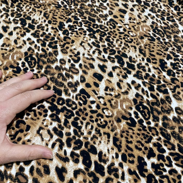 Kudottu viskoosi: Leopard, ruskea - musta
