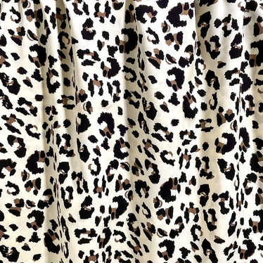 Kudottu viskoosi: Leopard, vaalea beige - musta