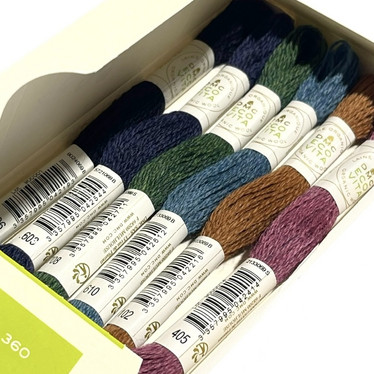 DMC: Eco Vita Naturally Dyed Organic Wool -kirjontalanka 6x16m, sininen - vihreä - kanerva