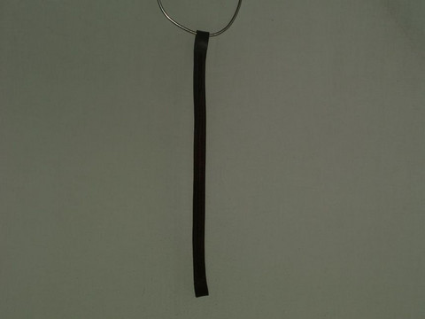 Otsapanta mustaa nahkaa 39 cm