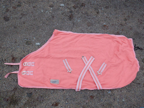 QHP vaaleanpunainen fleeceloimi, 110 cm