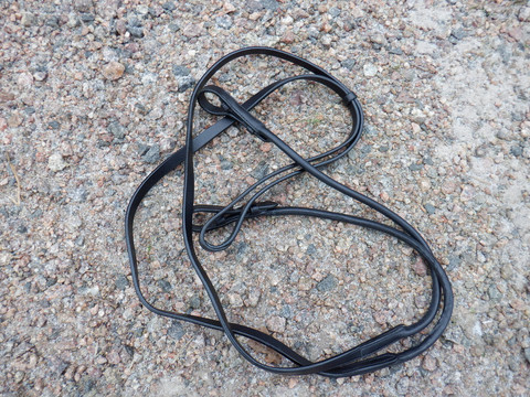 UUDET mustat kankiohjat pyörönahkaa hopeisilla piilosoljilla FULL