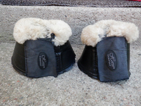 Horse Comfort mustat neopreeniputsit karvareunalla L/XL