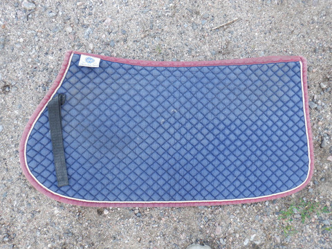 Hölscher tummansininen flättäri satulahuopa FULL