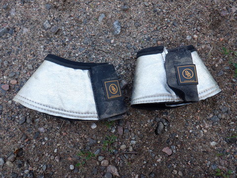 BR hopeisen väriset neopreeniputsit M