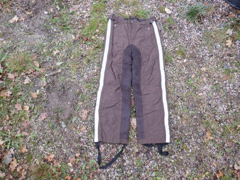 Ruskeat topparatsastushousut kokopaikoilla 158-164 cm