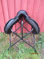 Black Country koulusatula, leveys MW, istuin 17