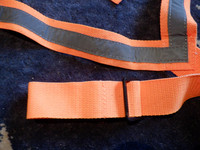 UUSI oranssi rintaremmiheijastin PONY