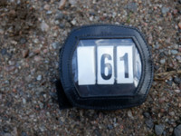 Nahkainen numerolappu kilpailuihin