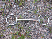 Suora kuolain pyörivillä renkailla 12,5 cm