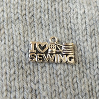 I love sewing-riipus