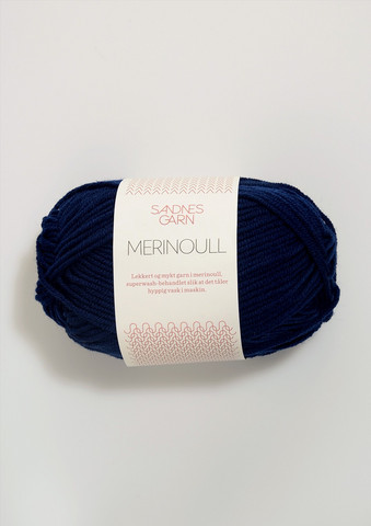 Sandnes merinoull, mörkblå 5575