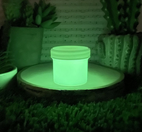 Pimeässä hohtava pasta 59 ml - Lawn Fawn Stencil Paste Glow-in-the-Dark