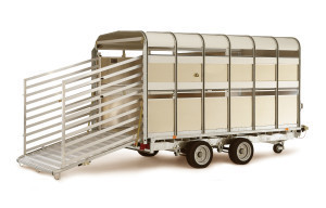 Eläinkuljetus Trailerit