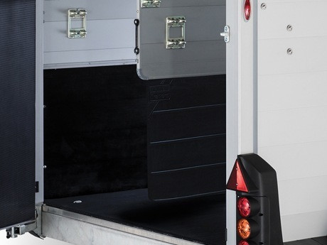 Ifor Williams HBX506