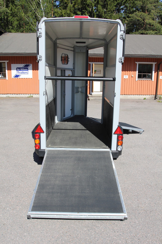 Ifor Williams HB403