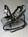 B&BabyBus Swingy -babysitter lelukaarella, ruskea