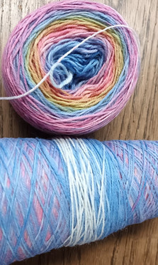 laines-du-nord-watercolor-sock-lanka-merinovilla-sukkalanka-variraportin-vaihtumiskohta-neulo-kaksi-samanlaista-sukkaa