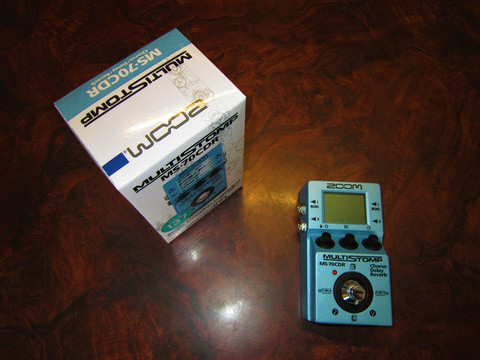 Multiefekti Zoom Multistomp MS-70CDR (käyt)