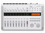 Moniraitatallennin Zoom R16