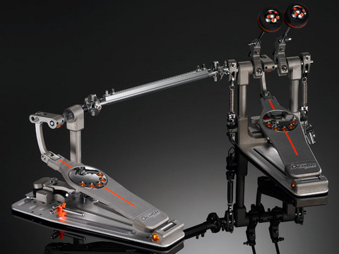 Bd tuplapedaali Pearl P-3002D demon drive laukulla
