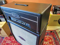 Myydään asiakkaan lukuun Kitaravahvistin Kustom Quad 200HD (Käyt) + Kustom 4 x 12