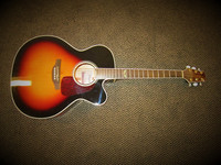 Elektro-akustinen kitara Takamine GJ72CE-BSB, jumbo (käyt)