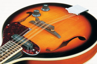 Mandoliini Ibanez 510 EBS, mikitetty