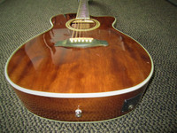 Myydään asiakkaan lukuun: Electro-akustinen kitara Hagstrom Mora II Consert CE (Mocon 2 CE)  (käyt)