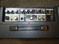 Trubaduurivahvistin Roland Cube Street (käyt)