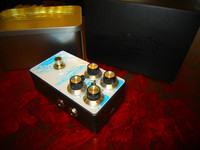 Myydään asiakkaan lukuun: Laney Black Country Customs Secret Path (käyt)