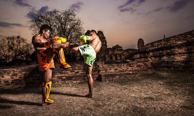 Venum vaatteet ja varusteet