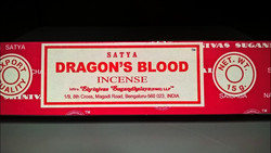 Suitsuke Dragon`s Blood 15 g Satya