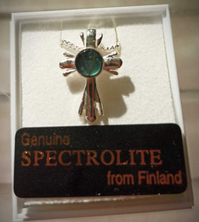Spektroliitti Riipus 16 mm