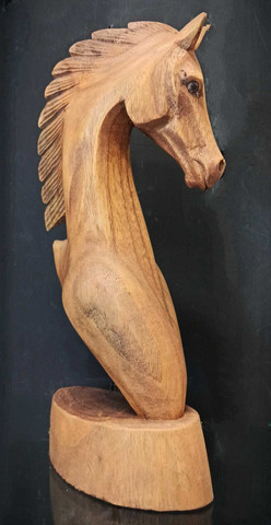 Puinen Patsas Hevonen 30 cm