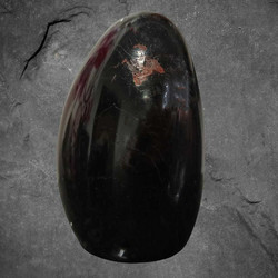 Musta Turmaliini n. 85/60/45 mm