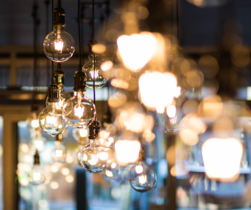 Valaistus- tunnelmallisen sisustuksen tekijä